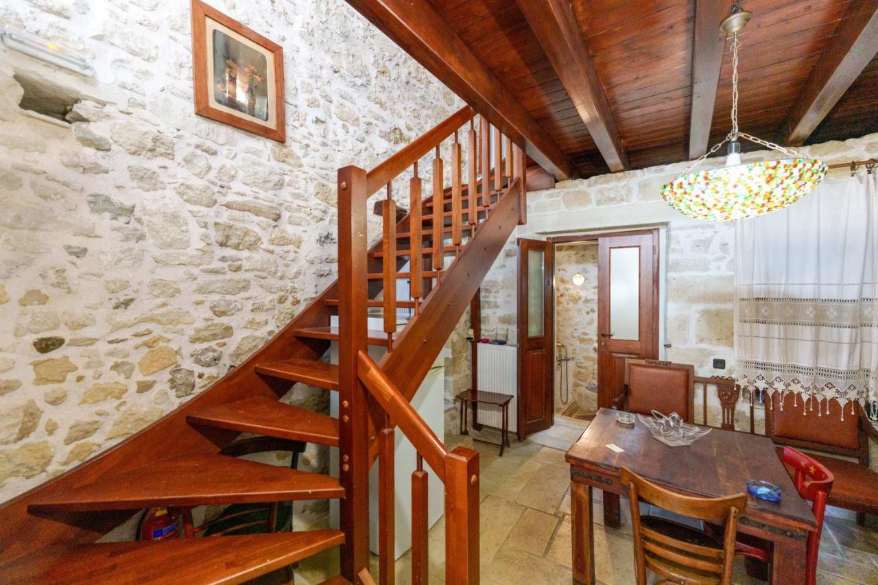 Traditional Cretan Houses,Agios Myronas Exterior foto